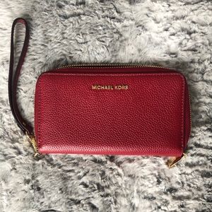 Michael Kors Jet Set Leather Wristlet Wallet